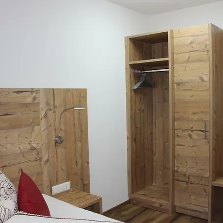 Alpenapart Hochzeiger Appartement