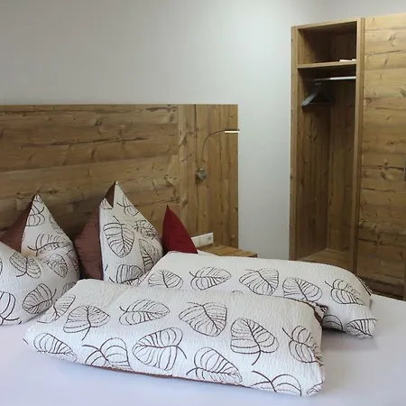 Alpenapart Hochzeiger Apartment *