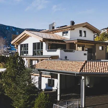 Alpenapart Hochzeiger Lägenhet *